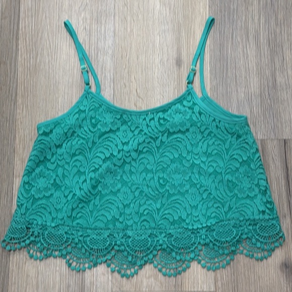 Lace Crop Top - Picture 2 of 2